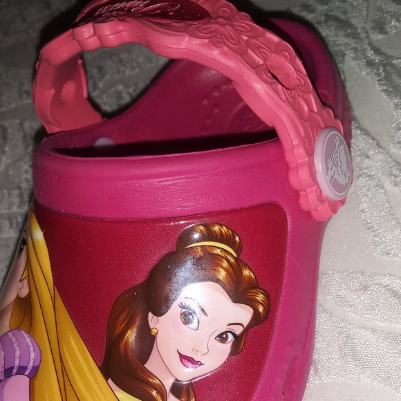Crocs x Disney Princess Girls sz 4 - 5 Cinderella Rapunzel Pink Shoes Excellent - Picture 8 of 12